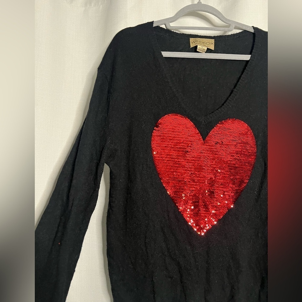 Wild Fox White Label Black Sweater Red Sequin Heart Medium - Picture 6 of 9